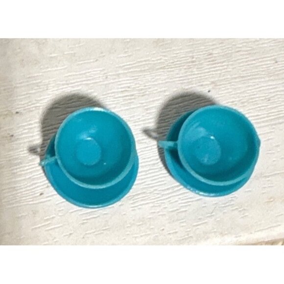Miniature Marx Little Hostess Turquoise Tea Cups & Saucers Set Of 2 Dollhouse - Picture 2 of 5